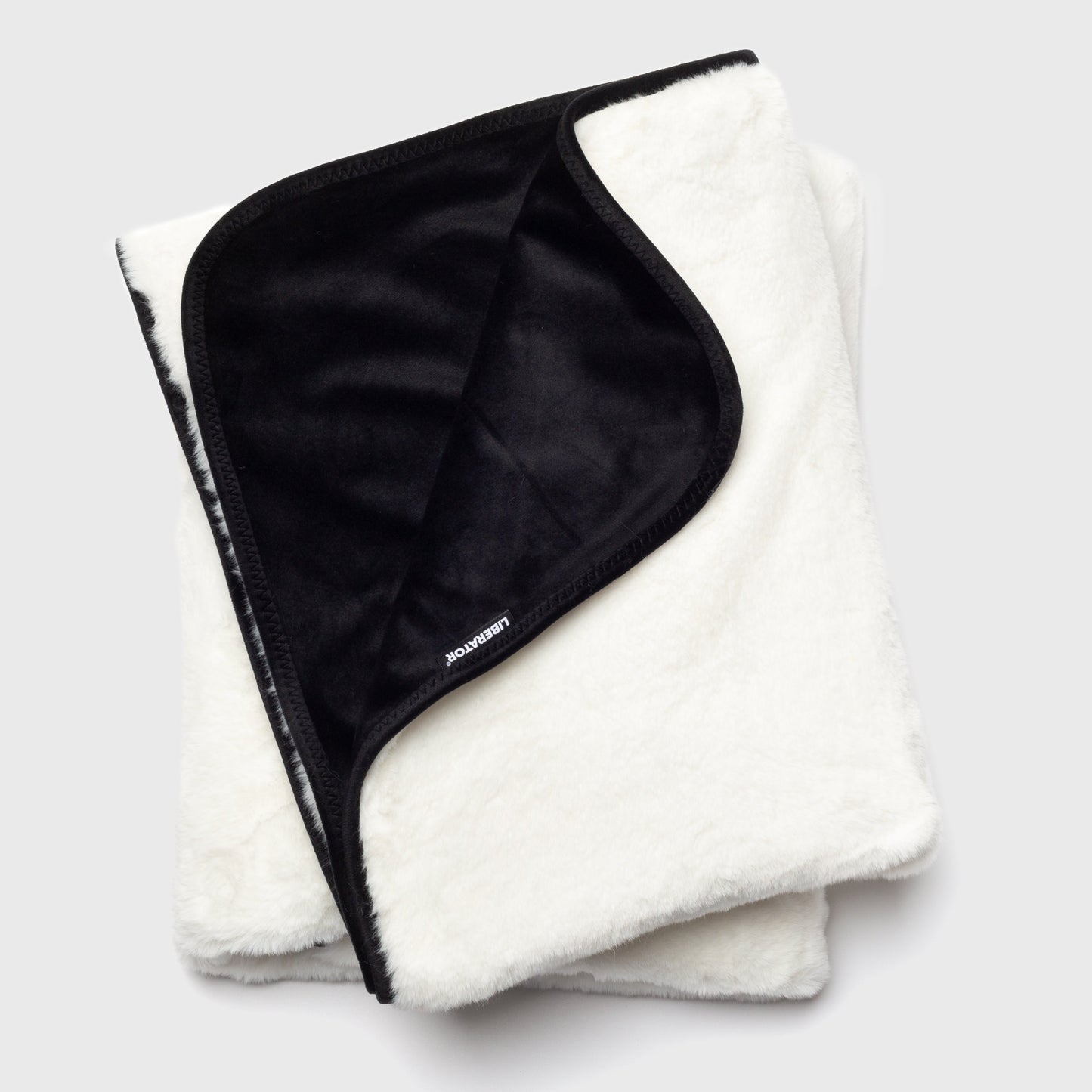 Fascinator Throw – Faux Fur
